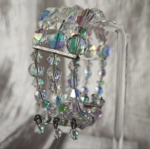Triple Strand Vintage Memory Wire Crystal Clear Aurora Borealis Bracelet Small - Picture 3 of 12